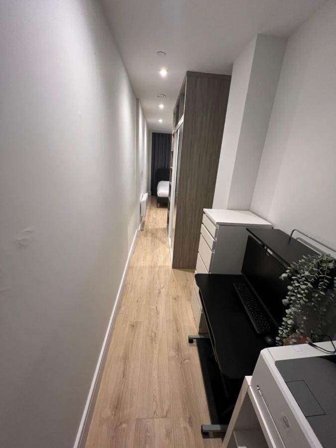London Luxxe Suites & Apartments - London Heathrow Airport, Terminal 1 2 3 4 5 Hillingdon Eksteriør billede